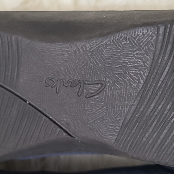 CLARKS Cloudsteppers Women's Blue Lace Up Fabrique tennis Shoe - Size 9.5 - Picture 7 of 9